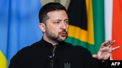 Kremlin Rejects Offer Of 30-Day Cease-Fire After Zelenskyy Slams Putin’s Victory Day Proposal