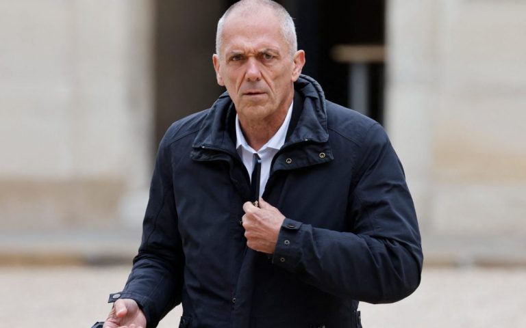 France wants to attract foreign scientists in difficulty