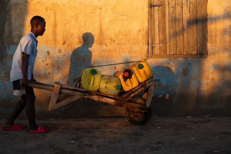 Strengthening the EU’s global leadership on water resilience 