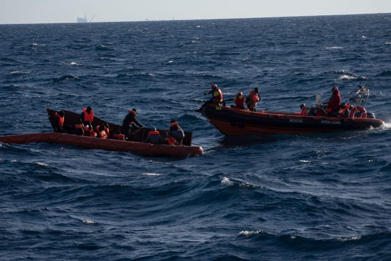 Irregular border crossings in the EU are significantly decreasing