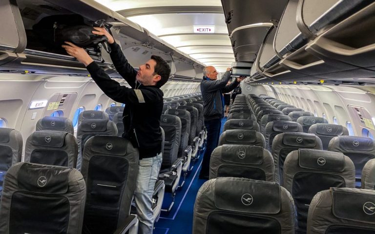 Baggage fee charging: seven airlines under scrutiny by associations
