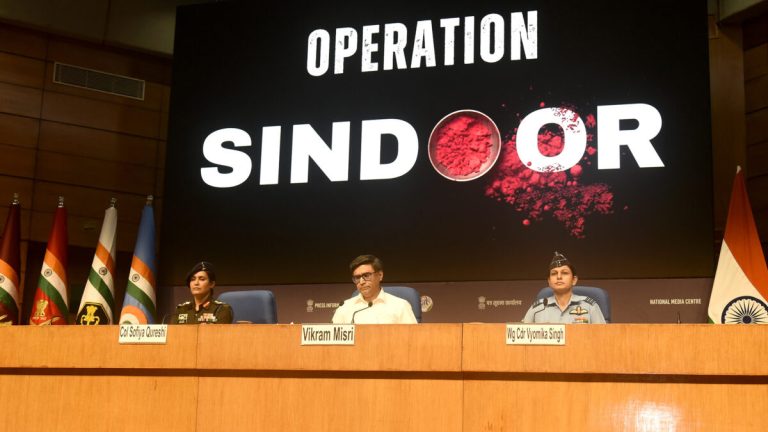 Guns, gags and trolls: Disinformation and censorship are shaping the India–Pakistan conflict