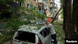 Kyiv Awaits Day 2 Of Mass Prisoner Swap Amid Smoking Rubble After Huge Russian Attack