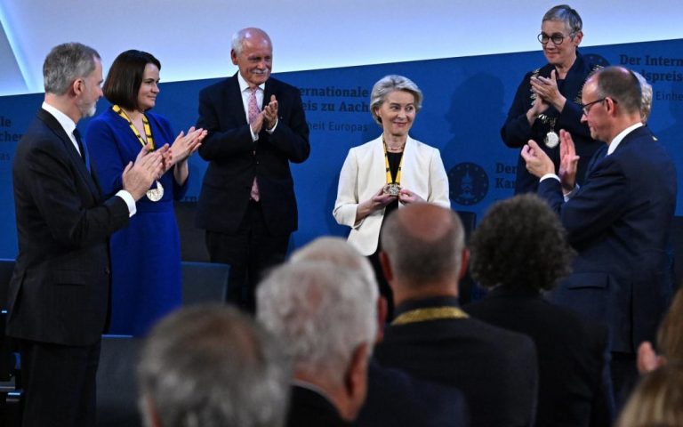 Von der Leyen calls for an independent Europe and Felipe VI urges unity