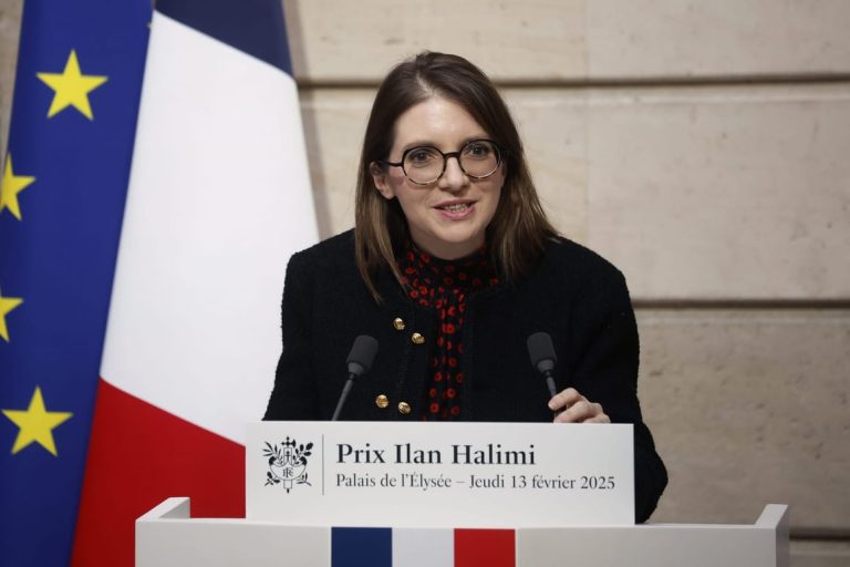Aurore Bergé veut réguler les influenceurs… et braque les plateformes