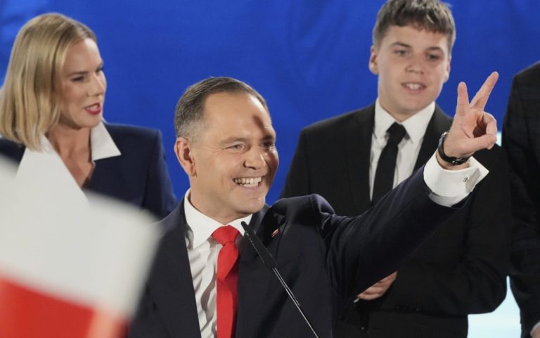 Von der Leyen congratulates Nawrocki on election victory in Poland