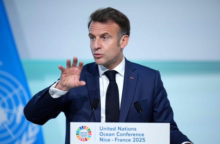 “C’est donc gagné” : Emmanuel Macron se félicite pour la sauvegarde de la haute mer, mais il reste du pain sur la planche