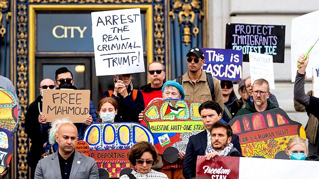 United States: San Francisco protesters oppose Trump’s new travel ban