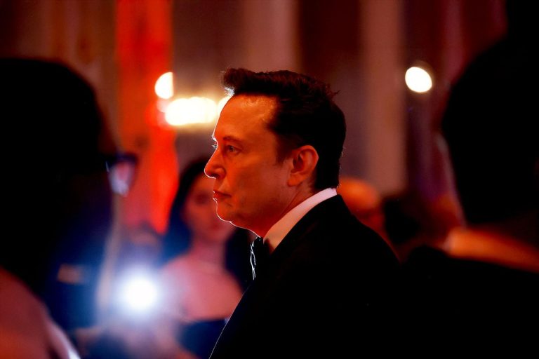 “They went too far”: Elon Musk expresses “regret” for posts attacking Trump