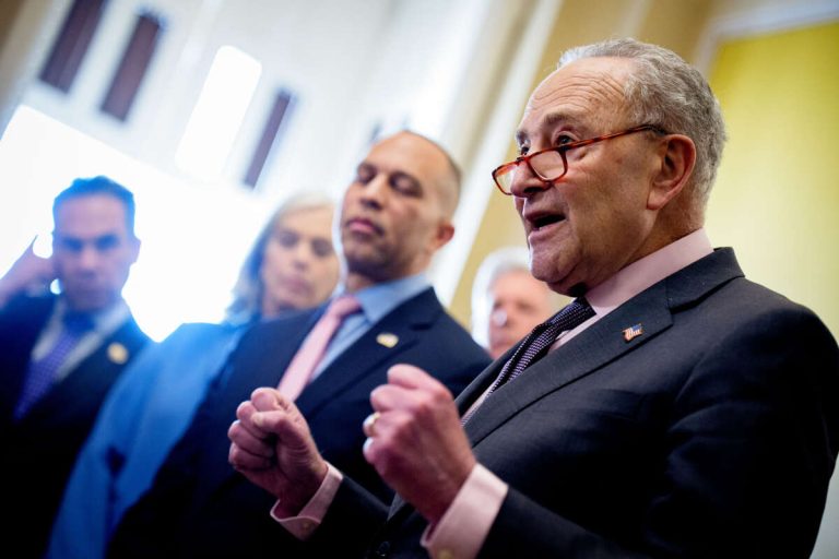 62 Percent of Democrats Want Current Party Leaders to Be Replaced, Poll Finds