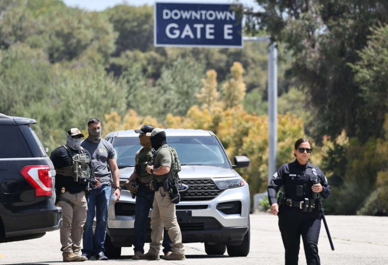LA Dodgers Refuse Entry to ICE Agents at Stadium Parking Lot