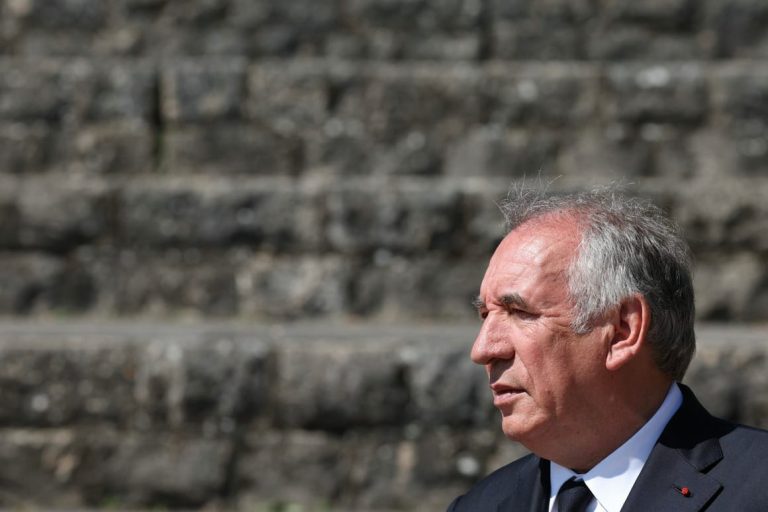 French government to face no-confidence vote after pension talks collapse