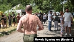 Death Toll From Russian Missile Attack On Dnipro Rises; Ukraine Claims To Stabilize Sumy Front Line