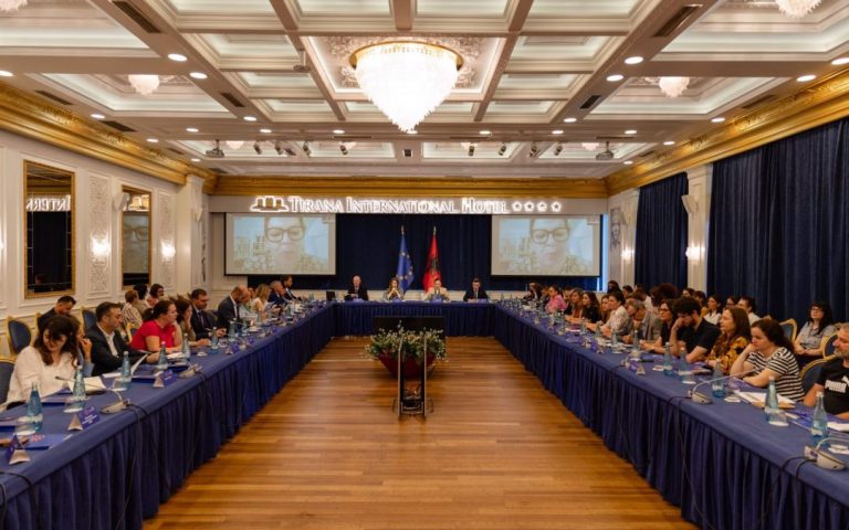 BE, the largest donor in Albania with over 1.9 billion euros in aid since 2007