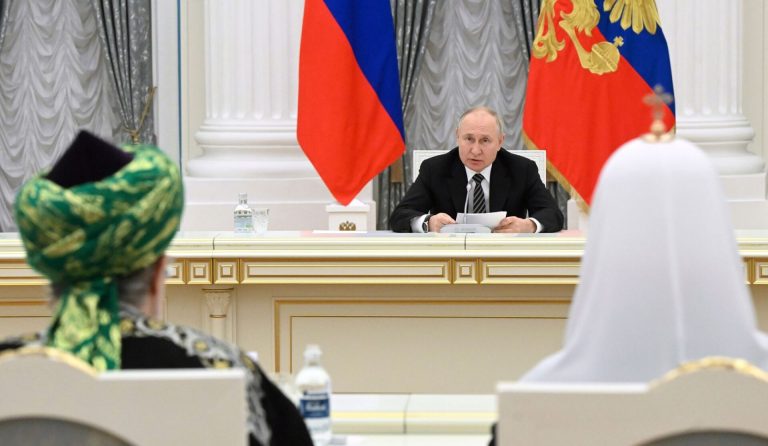 The 27 extend economic sanctions against Russia until January 2026 for “destabilizing” Ukraine