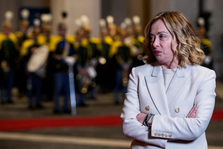 L’Italie a un plan pour atteindre l’objectif de l’Otan : un pont de 13,5 milliards d’euros en Sicile