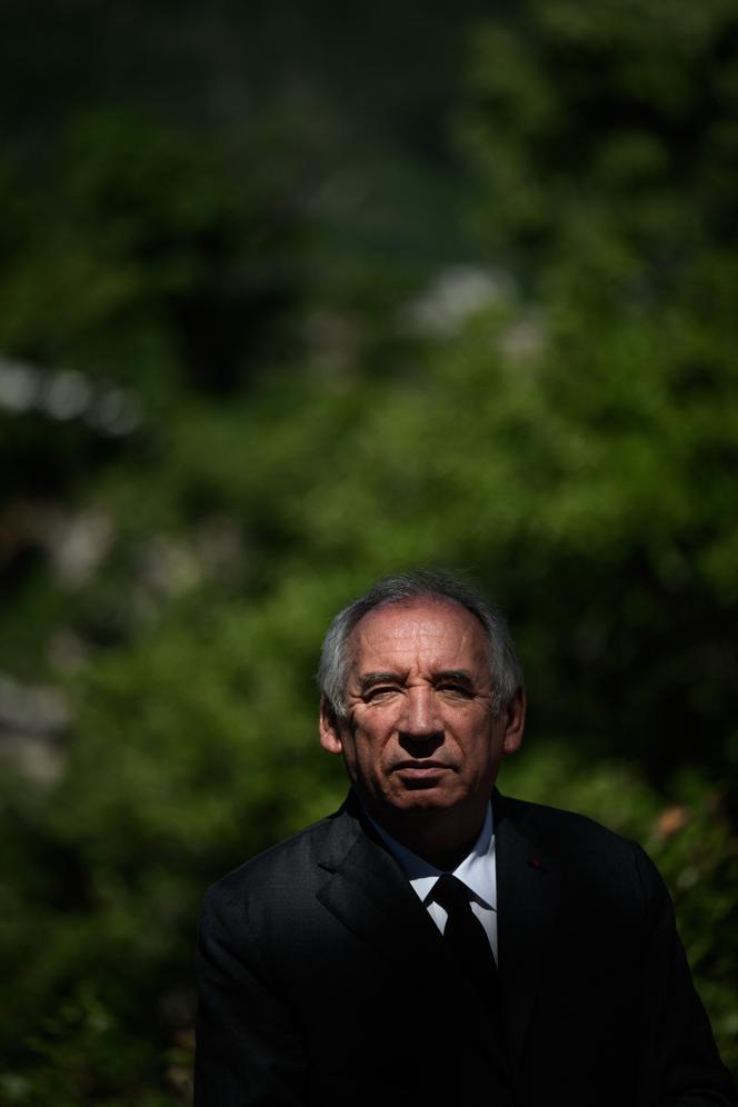 The fate of France’s prime minister is in the far right’s hands – again