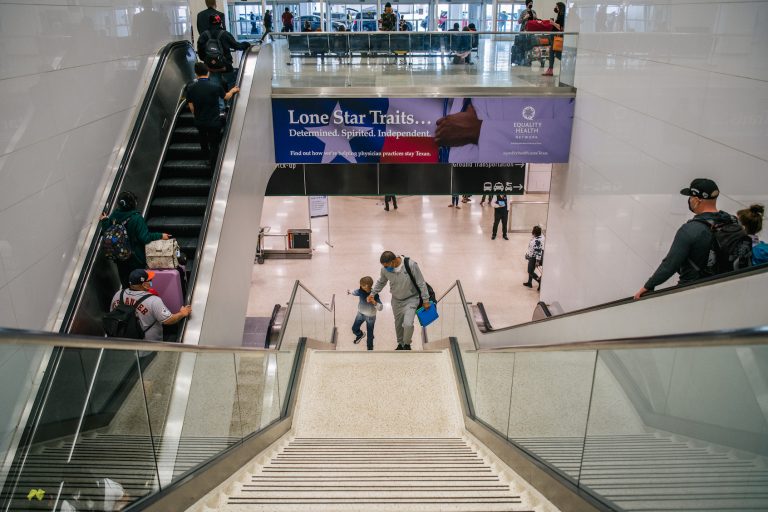 Palestinian man detained at Houston airport for 9 days: report