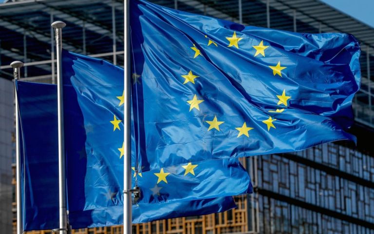 The EU approves the 18th package of sanctions against Russia