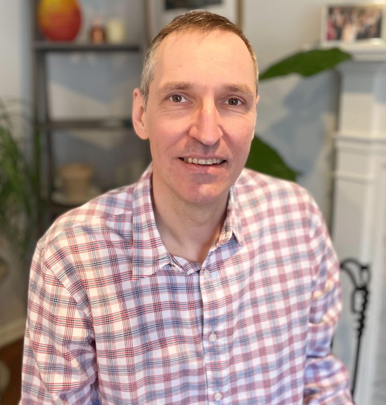 ‘Nutter’ in White House is giving Laura Loomer Trump access despite dislike: biographer