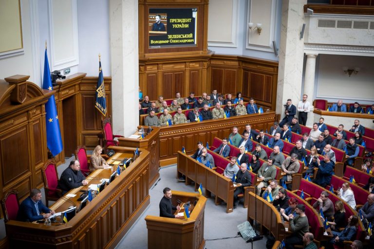 EU concerned after Ukraine President signs law curbing anti-corruption bodies
