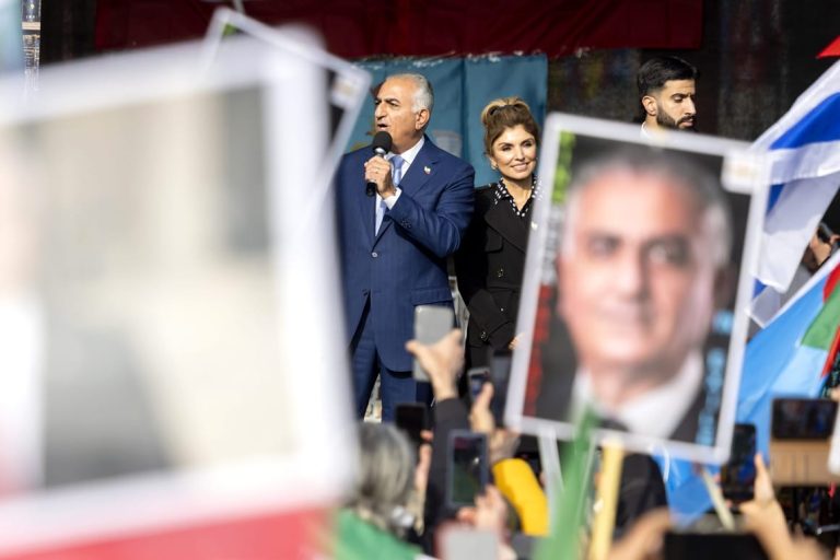 Exiled Iranian prince says 50,000 defectors have contacted him to help topple regime 
