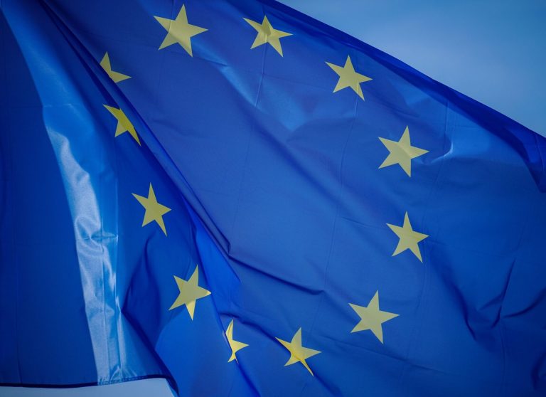 Bridge over the Strait among possible EU defense works