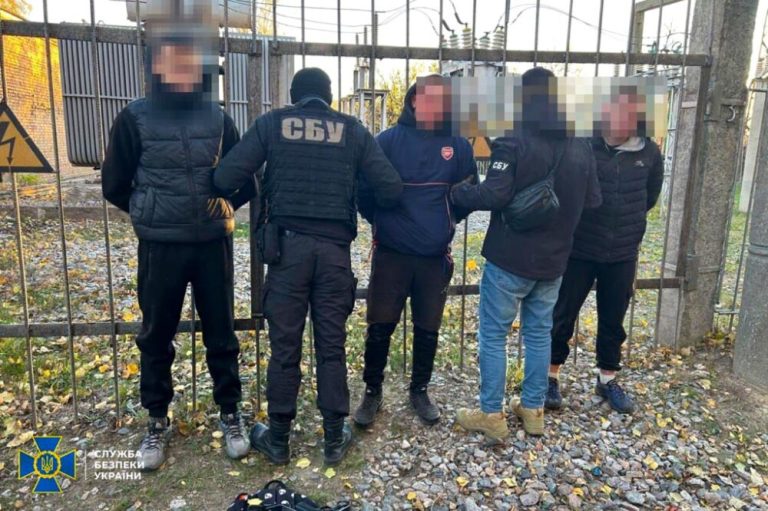 Ukraine: when the FSB recruits teenagers