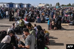 Hundreds Of Thousands Of Afghans Forced To Leave Iran Amid Crackdown, UN Says