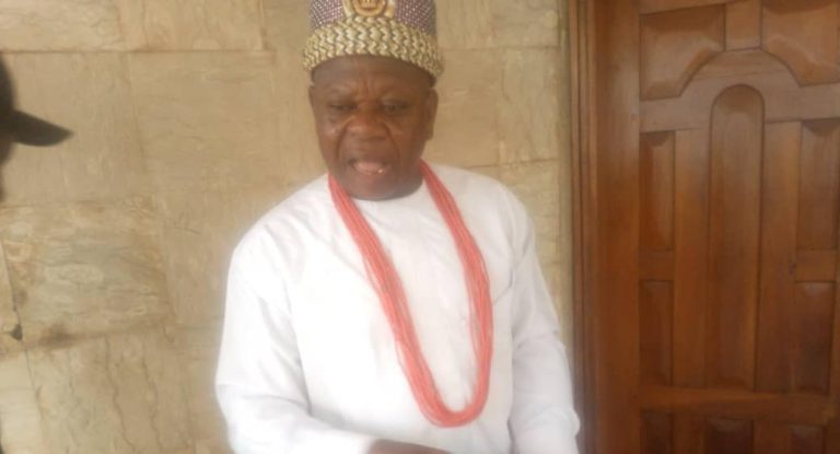Suspended Abia Monarch Says He’s Not In Conflict With Gov Otti