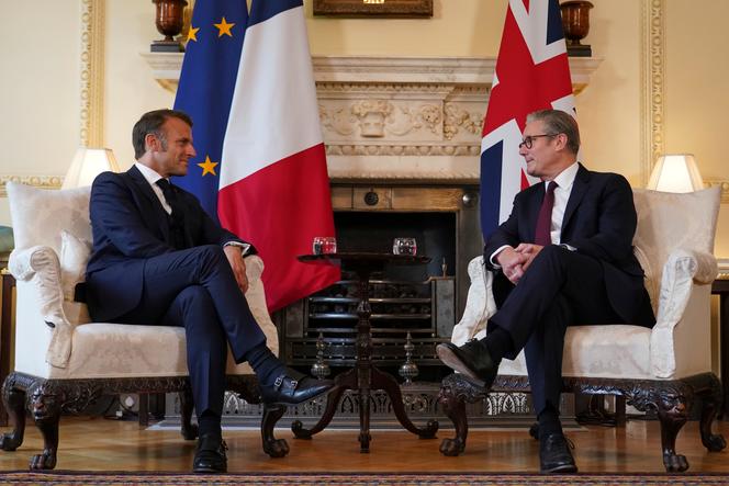 Macron turns to politics on second day of UK state visit