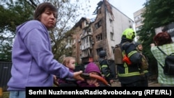 At Least 2 Dead In Kyiv As Major Russian Attack Hits Residential Buildings