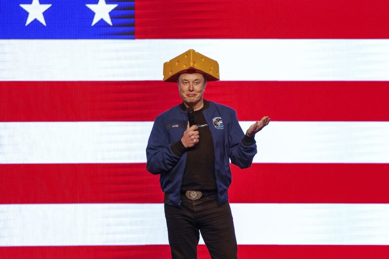Why Musk Wants a Third Party