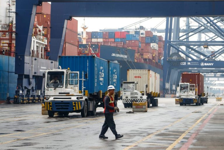 EU strikes deal with Indonesia to strengthen trade ties
