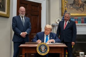 Trump Cuts Tariffs on Cambodia and Thailand to 19% After Border Ceasefire