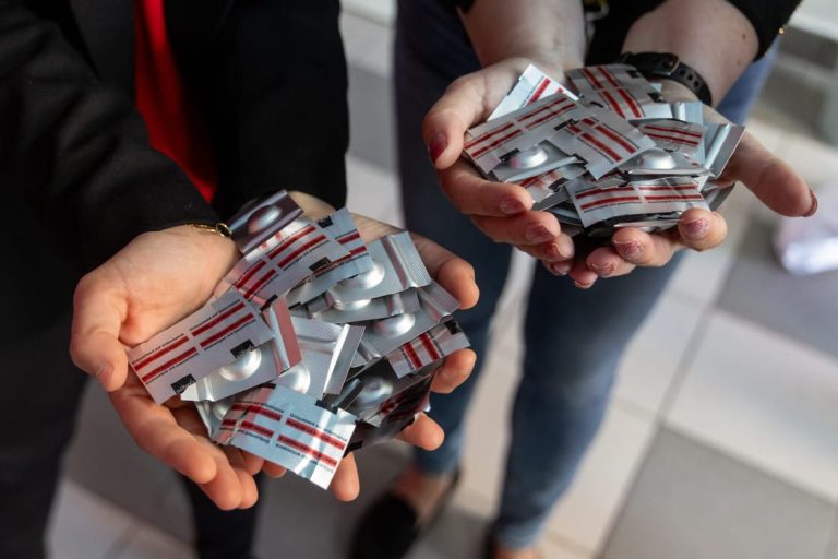 France, EU urged to prevent destruction of USAID contraceptives 