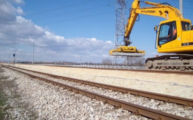 EBRD in Albania approves a loan of 30 million euros for the railway line Durrës-Rogozhina from Corridor 8