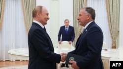 US Slaps Tariffs On India Over Russian Oil As Putin, Witkoff Exchange ‘Signals’ On Ukraine War