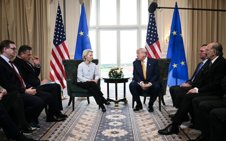 The EU suspends its retaliatory measures after the trade agreement reached with Trump