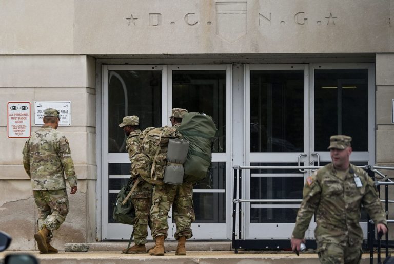 Trump Mobilizes D.C. National Guard and Declares ‘Crime Emergency’