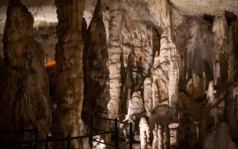 For the preservation of sensitive cave ecosystems, European funds are also available