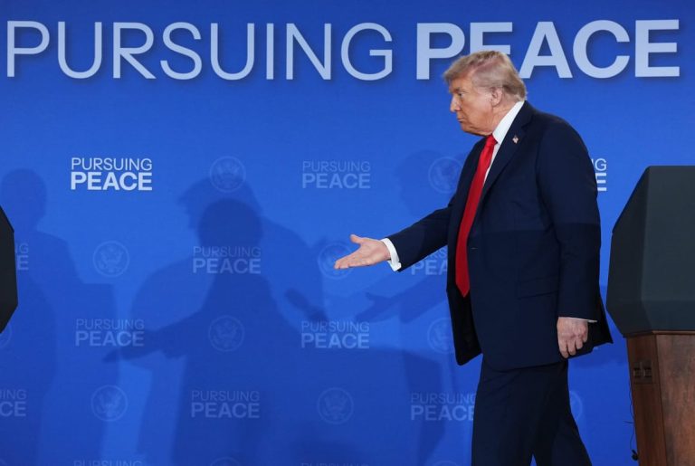 Trump enlists Zelenskyy and European allies after Putin talks fizzle