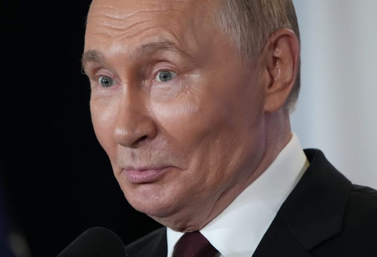 Russia gloats over Putin-Trump summit
