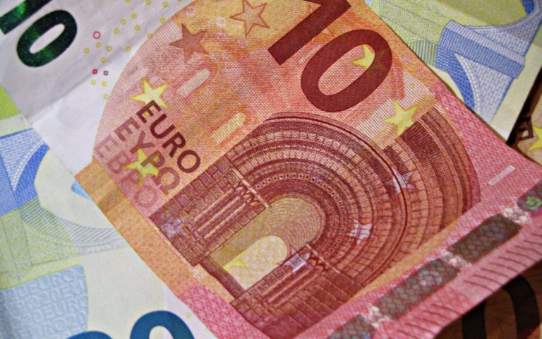 Employers’ Association for a Minimum Framework for the Transfer of the European Directive on Wages
