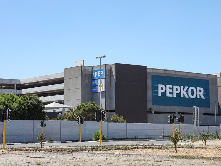 South African retail giant to acquire popular fashion brands