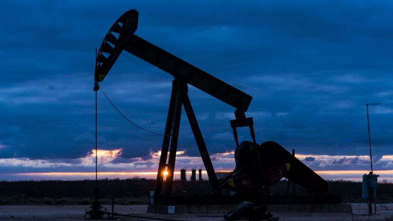 Trump’s clean oil claims run up against hard data in Texas