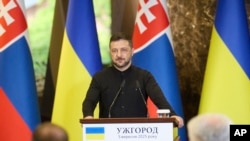 Zelenskyy Challenges Putin To ‘Come To Kyiv’ As Peace Talks Continue To Stall