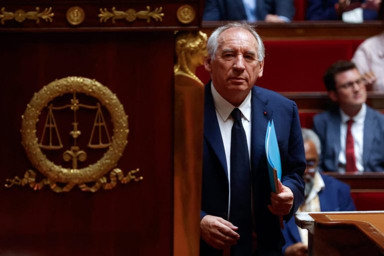 France’s government collapses