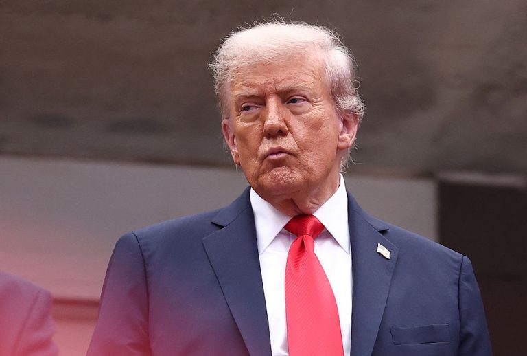 Trump gets hit with Epstein birthday card boomerang