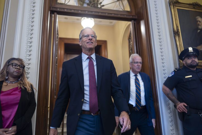 Government Rolls Towards Shutdown With No Off-Ramp in Sight